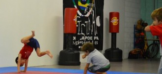 Bananeira - Clases de Capoeira