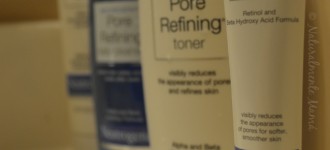 Consiente tu piel con la línea NEUTROGENA® PORE REFINING®