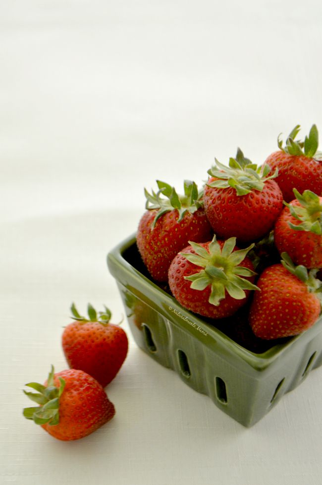 Miércoles Mudo ~ Fresas