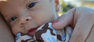 Miércoles Mudo ~ En los brazos de mi mamá