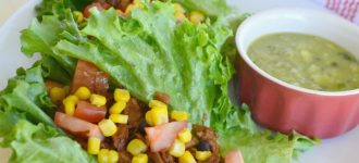 Copas de Lechuga y Chipotle Black Bean | Receta